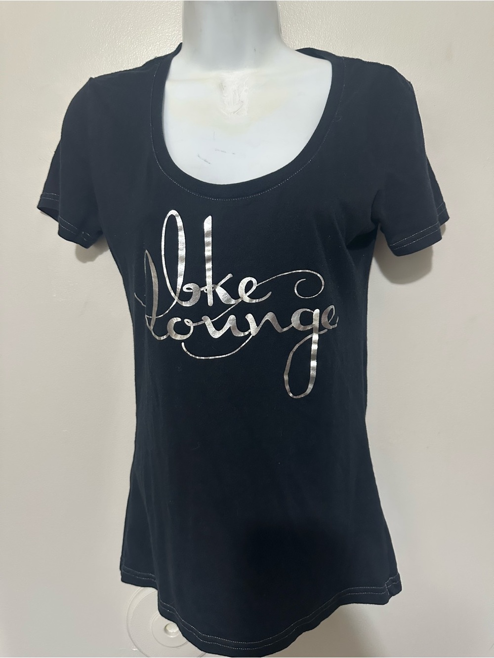 “BKE Lounge” Black Metallic Script Graphic T‑Shirt Size S